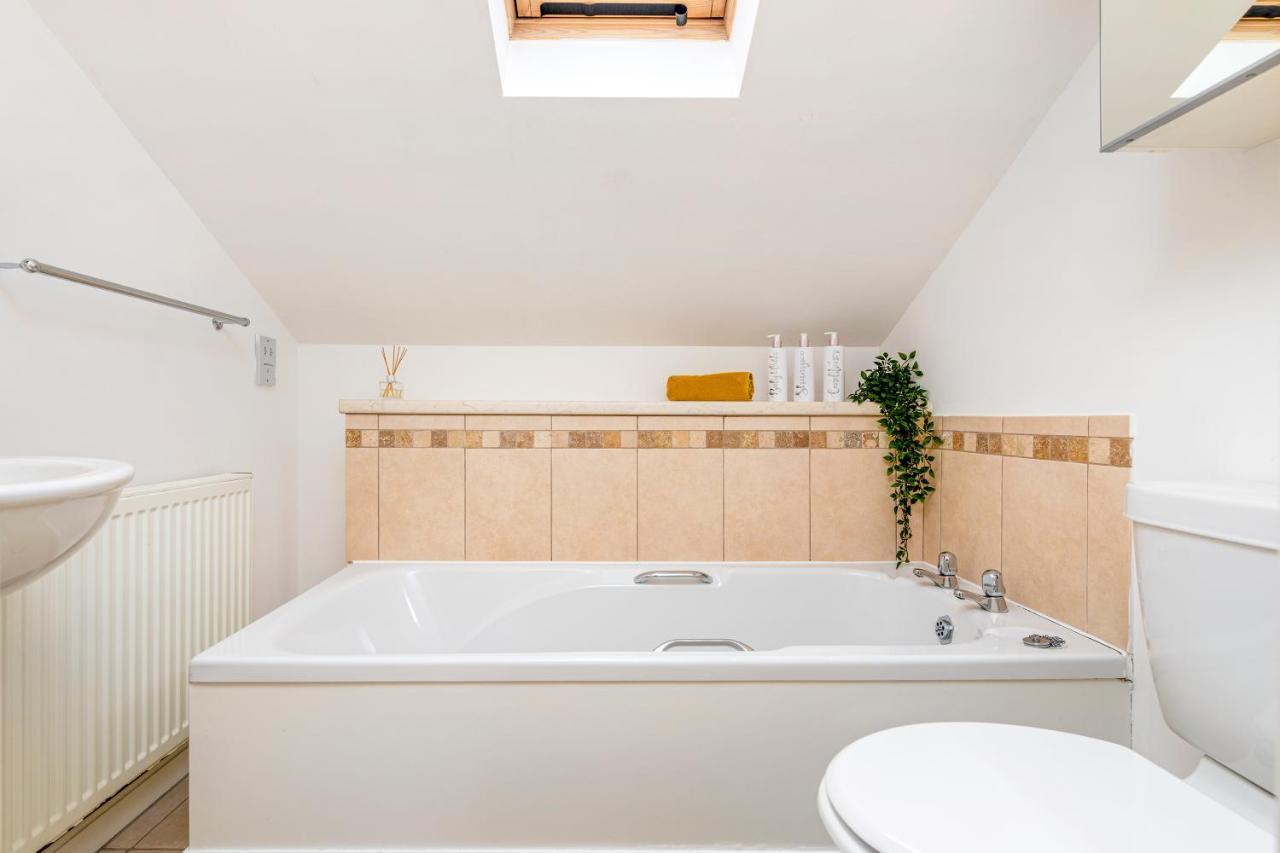 City Centre Charming 2 Bed Lovely Apartment-Snugstaff Lincoln Kültér fotó
